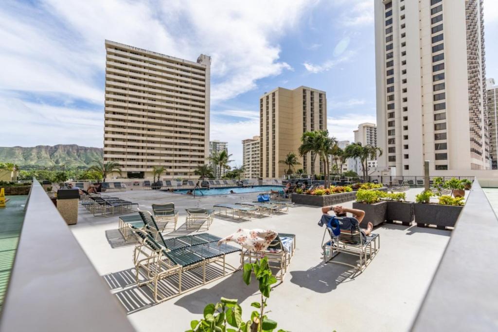 Waikiki Banyan W-Ocean Views With Free Parking! Apartman Honolulu Kültér fotó