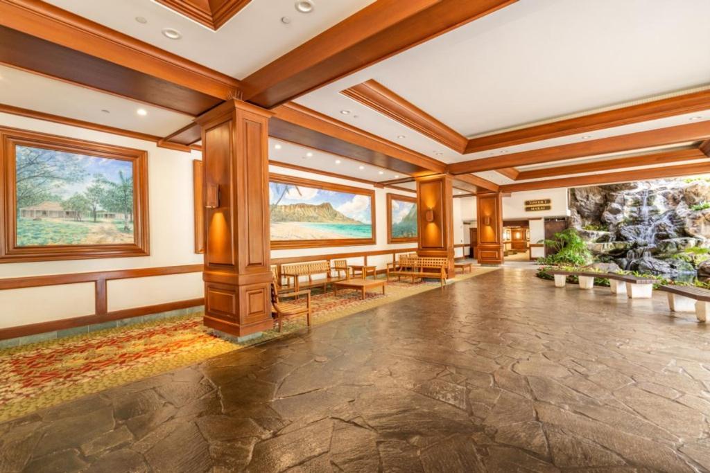 Waikiki Banyan W-Ocean Views With Free Parking! Apartman Honolulu Kültér fotó