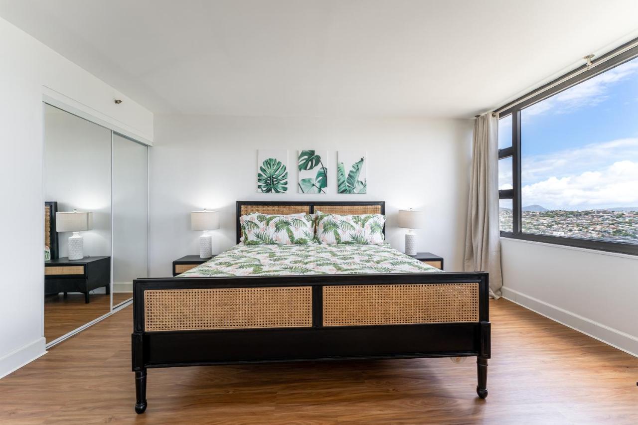 Waikiki Banyan W-Ocean Views With Free Parking! Apartman Honolulu Kültér fotó