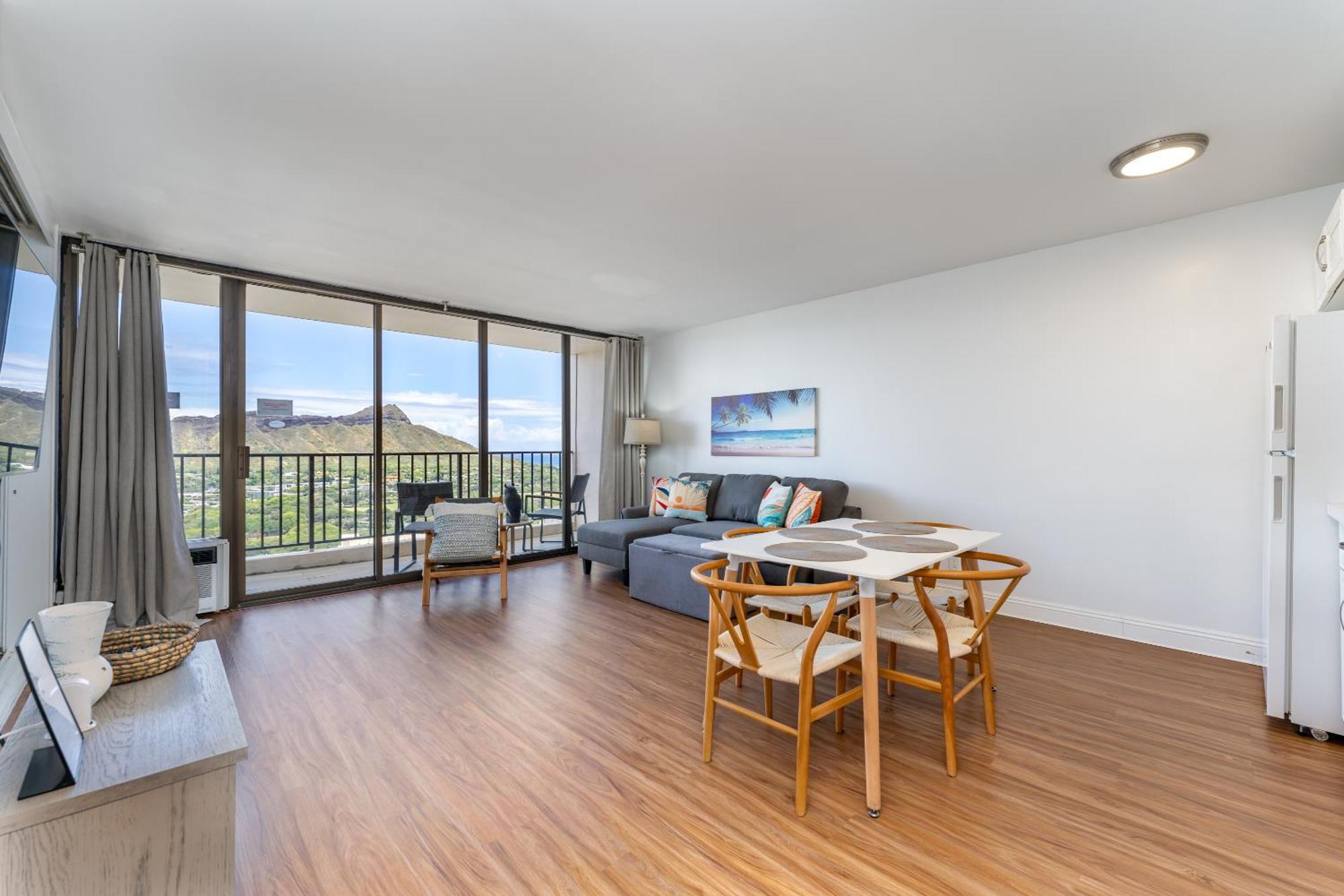 Waikiki Banyan W-Ocean Views With Free Parking! Apartman Honolulu Kültér fotó